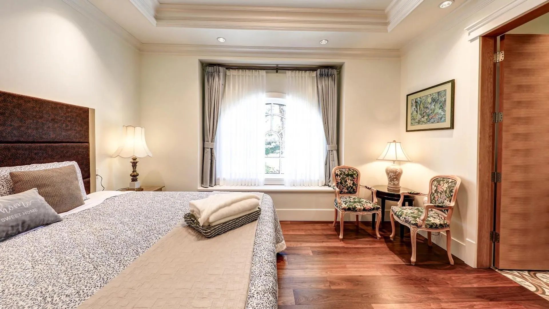 Richmond Retreat, Private Rooms With Ensuite Bathrooms