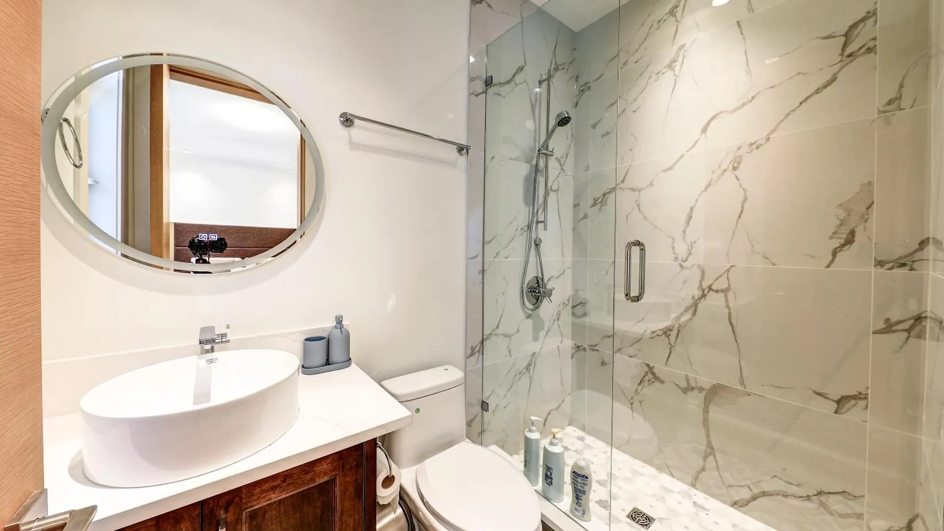 Richmond Retreat, Private Rooms With Ensuite Bathrooms Bed & Breakfast