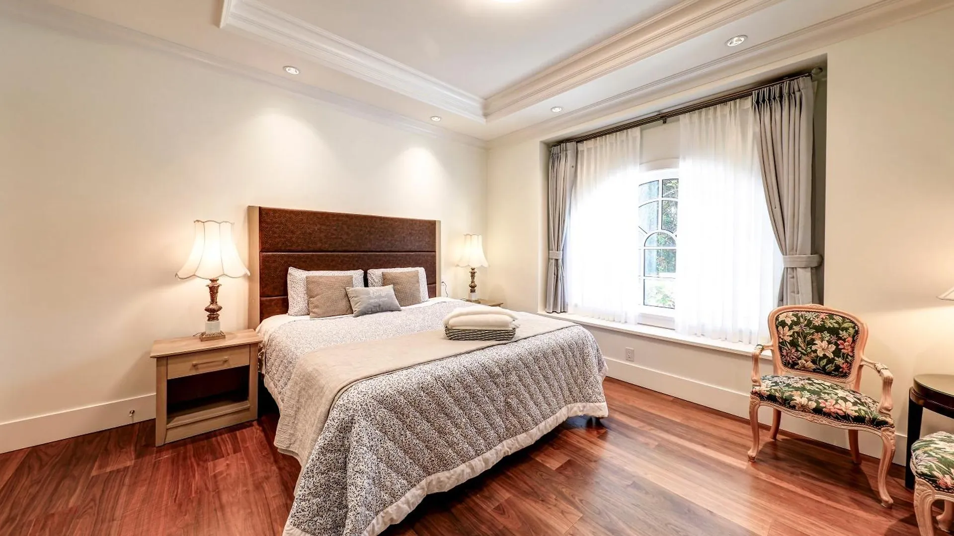 Richmond Retreat, Private Rooms With Ensuite Bathrooms