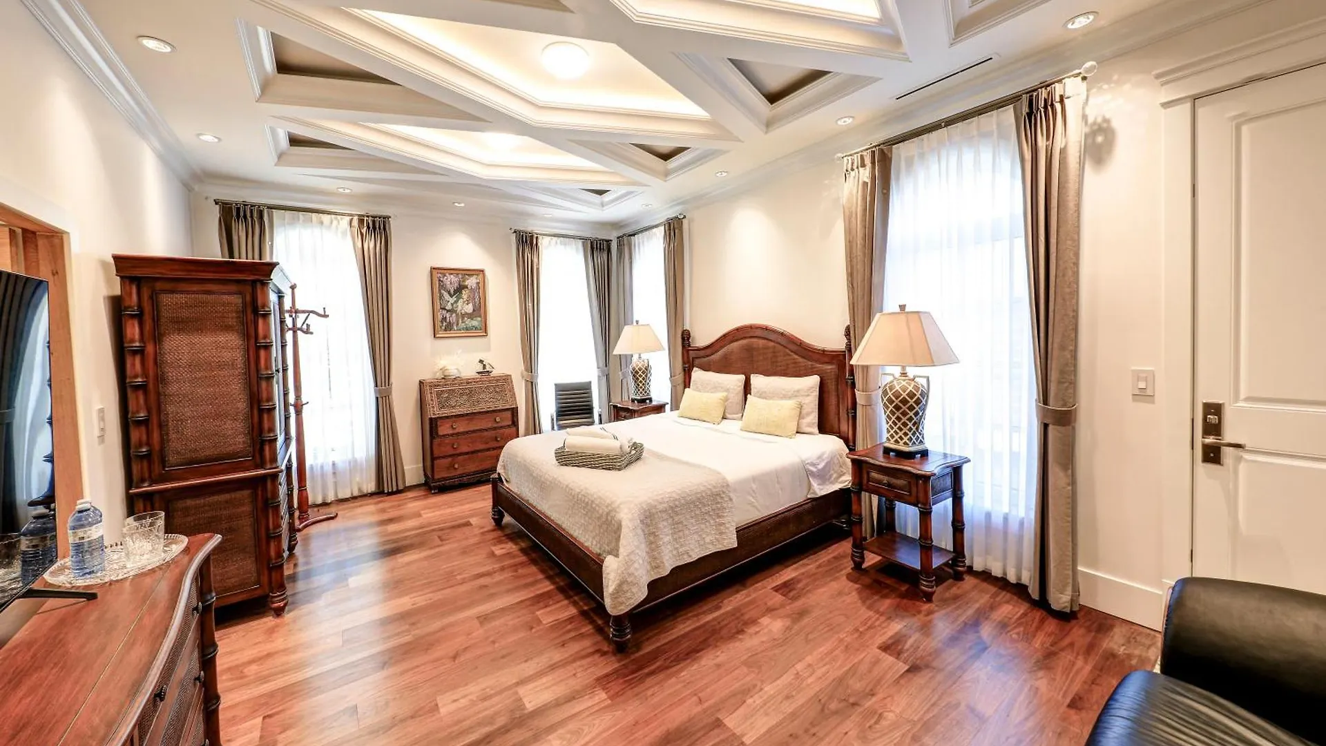 Richmond Retreat, Private Rooms With Ensuite Bathrooms Canada